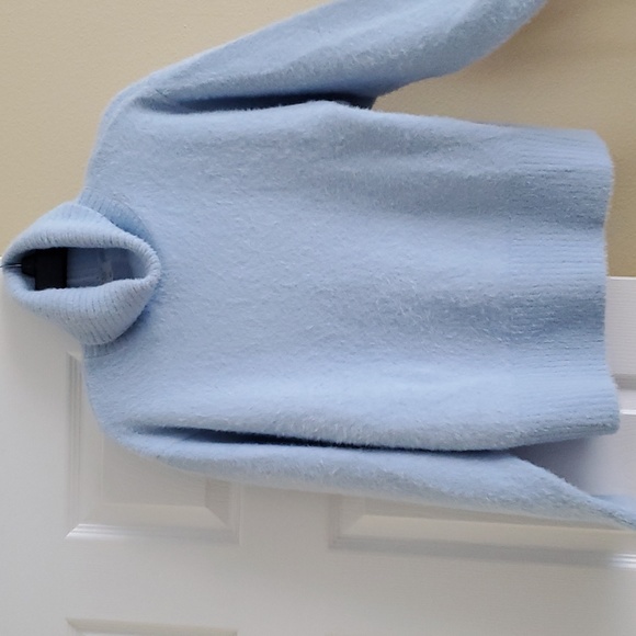 Galia Sweater - Cozy Turtleneck sweater - Picture 3 of 3